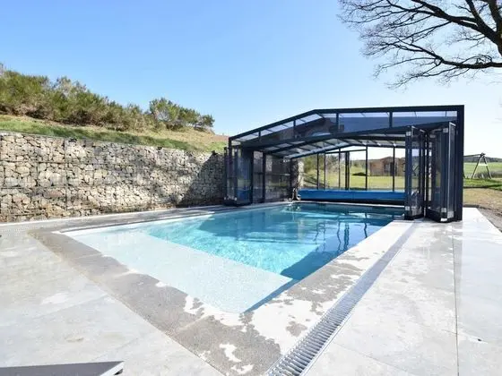 Luxurious Villa in Nadrin Belgium with Sauna & Hot Tub - Havuz