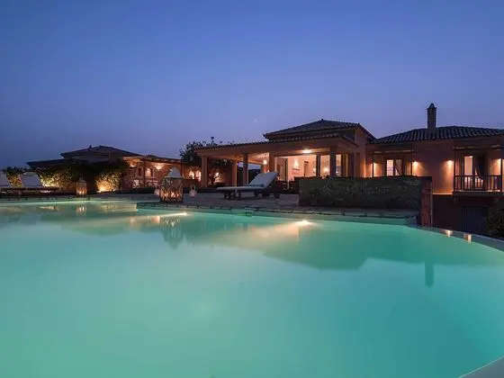 Luxurious Villa in Peloponnese With Pool - Öne Çıkan Resim