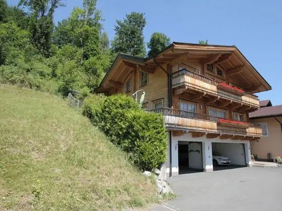Luxurious Penthouse in Brixen im Thale With Steambath - Dış Mekan
