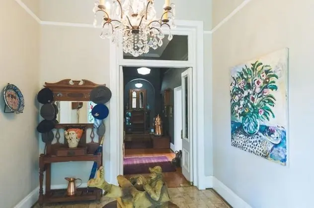 Luxurious Room With Breakfast in Lovely Guesthouse in Pretoria - İç Mekan