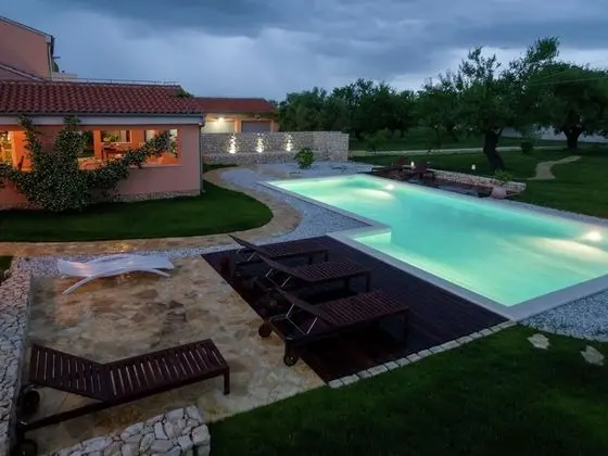 Luxurious Villa in Skabrnje With Swimming Pool - Öne Çıkan Resim