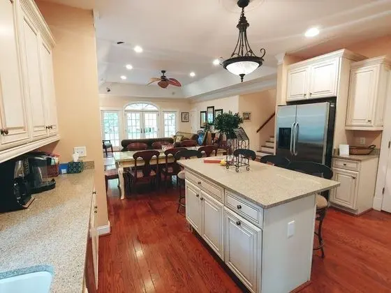 Luxurious Southern Belle 1 Beach Home - Mutfak