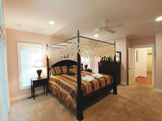 Luxurious Southern Belle 1 Beach Home - Oda