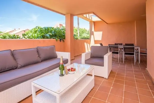 Luxurious and Spacious, 3 bedroom apartment ZA16