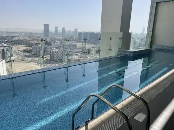 Luxurious and Spacious One-bedroom Apartment in the Heart of Dubai