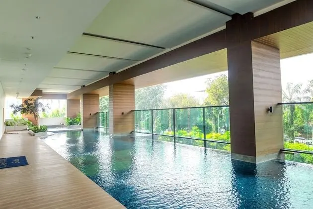 Luxurious Studio at Capitol Suites Apartment - Havuz