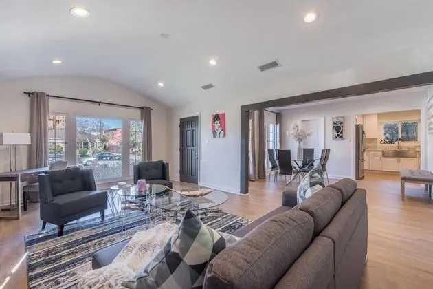 Luxurious Studio City Home - Öne Çıkan Resim