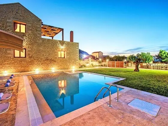 Luxurious Villa With Swimming Pool in Kavallos Greece - Havuz