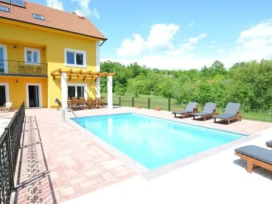 Luxurious Villa in Tijarica With a Private Pool - Havuz