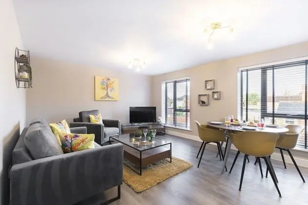 Luxurious Two Bedroom Apartment - Öne Çıkan Resim