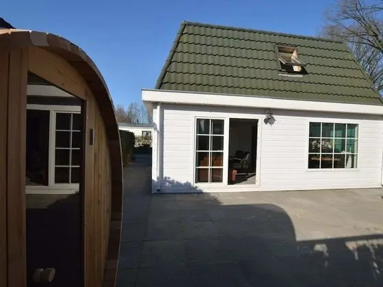 Luxuriously Furnished House With Sauna and Hot Tub Near the Efteling