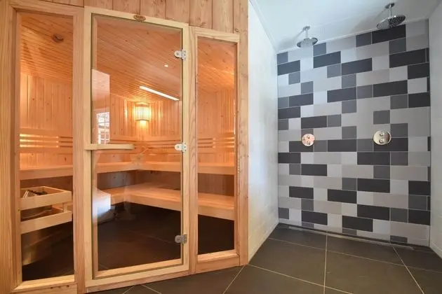 Luxuriously Restored Farmhouse With Trendy Interior Close to sea and Forest - Spa