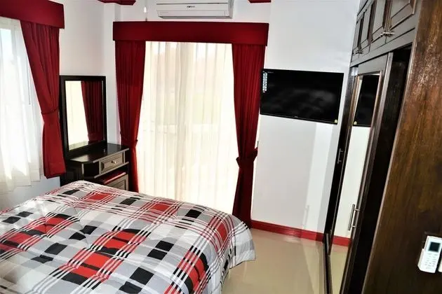 Luxury 1 bed Corner Condo - Oda