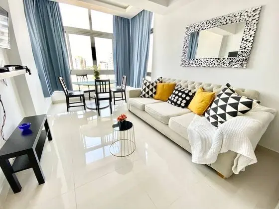 Luxury 1br , Pool, Gym, Close Agora Mall