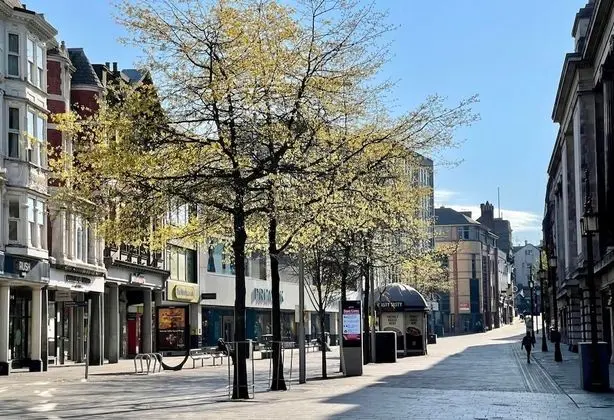 Luxury - 2 Bed City Centre Location - Parking