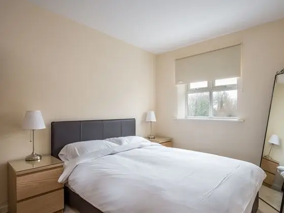 Luxury 2 Bed Riverside - Oda