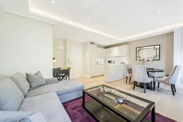 Luxury 2 Bedroom Apartment Near Hyde Park