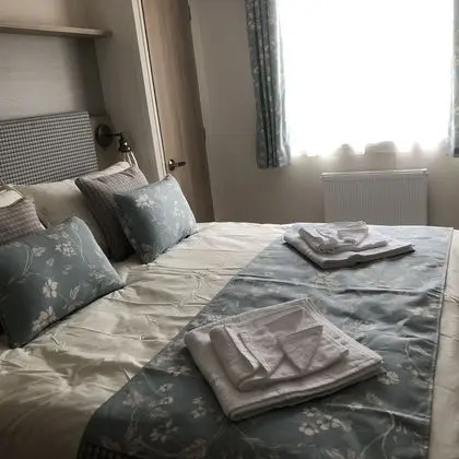 Luxury 2 Bedroom Caravan - Oda