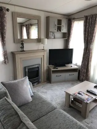 Luxury 2 Bedroom Caravan - Oda Düzeni