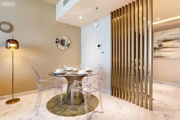 Luxury 2B Apt Al Habtoor Amna Tower - Oda