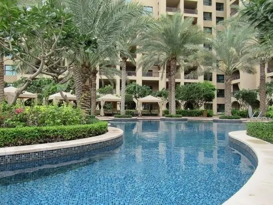 Luxury 2BR Apt Beach Club Full Sea View - İç Mekan