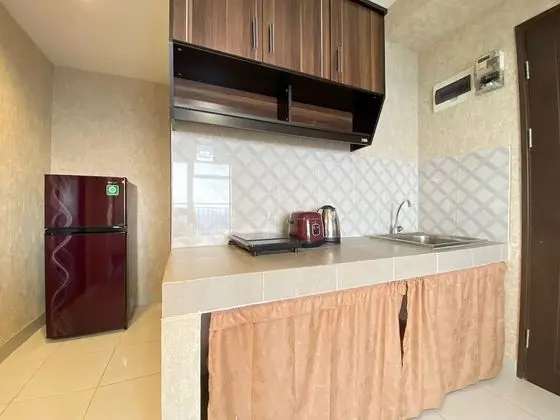 Luxury 2Br At Mekarwangi Square Cibaduyut Apartment - Mutfak