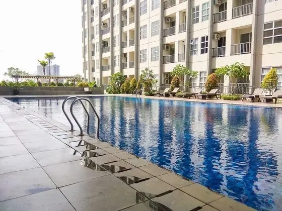 Luxury 2BR Saveria Apartment near AEON Mall - Havuz