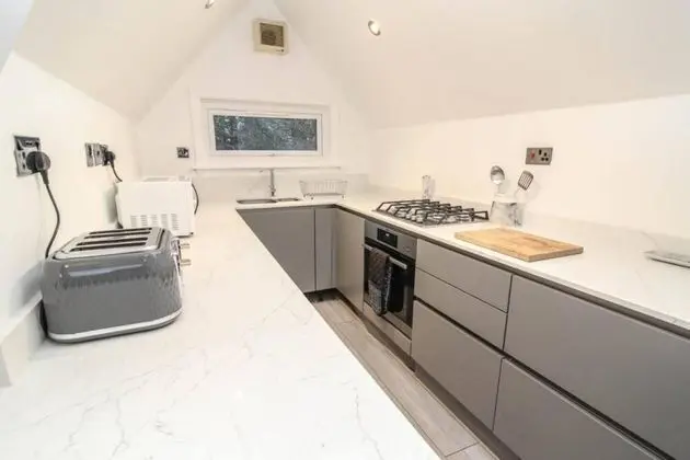 Luxury 3-bed Penthouse Apartment in Bournemouth - Mutfak