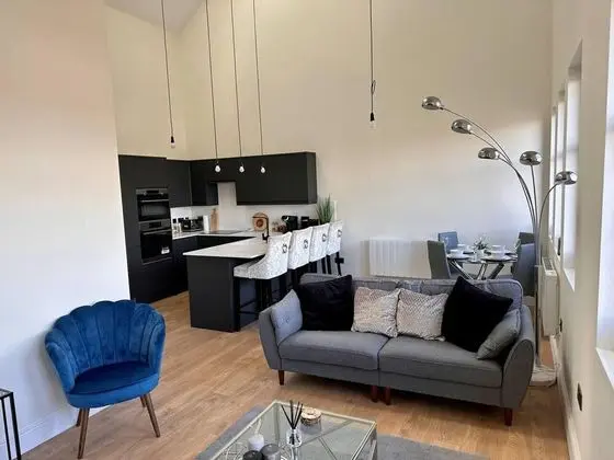 Luxury 3 Bedroom Modern Penthouse- Birmingham City - İç Mekan