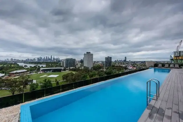Luxury 3 Bedroom Penthouse With Bay and City View - Havuz