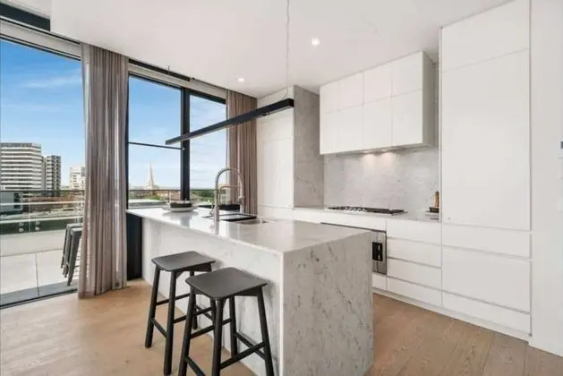 Luxury 3 Bedroom Penthouse With Bay and City View - Mutfak
