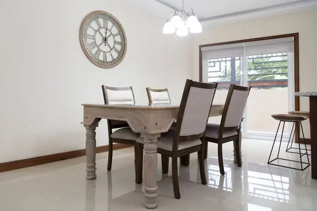 Luxury 3 Level Town House - Yerinde Yemek