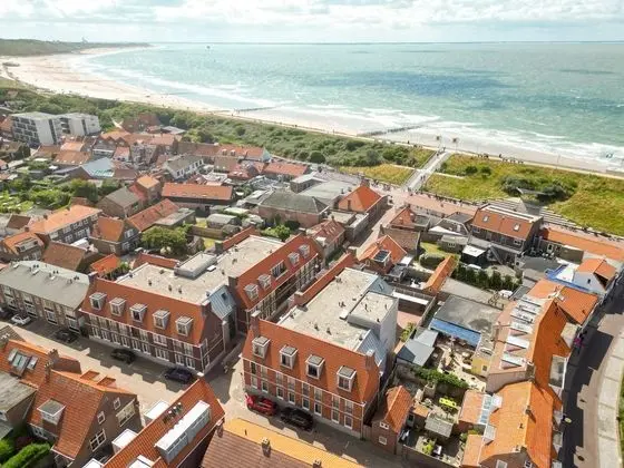 Luxury, 3-person Apartment Within Walking Distance of the Beach in Zoutelande - Dış Mekan