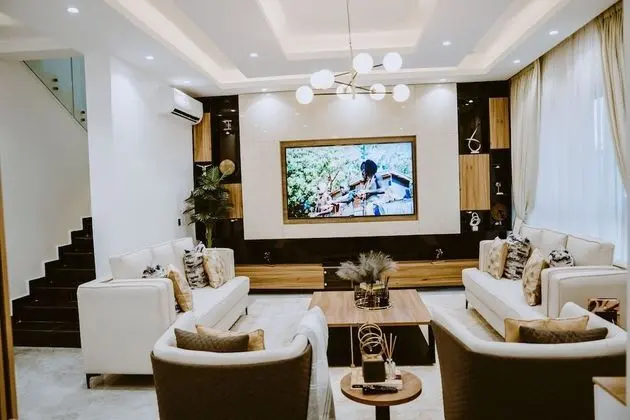 Luxury 4 Bedroom Apartment in Victoria Island