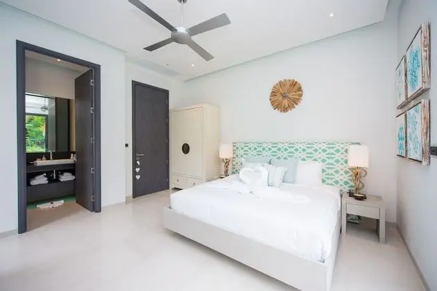 Luxury 5-Bedroom Villa With Games Room in Kata - Oda