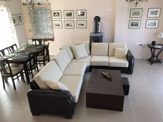 Luxury Villa for 6 Amazing Sea View Pool - İç Mekan