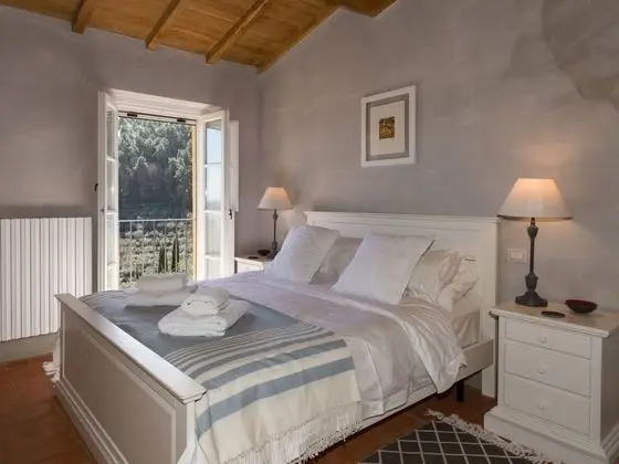 Luxury 6-bed Tuscan Villa Near Lucca - Oda