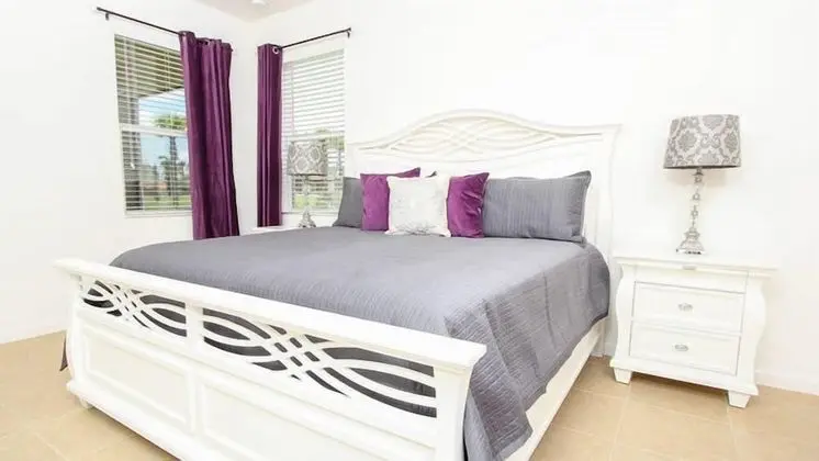 Luxury 6 Bedroom 5.5 Bathroom Vacation Home In Solterra Resort - Oda