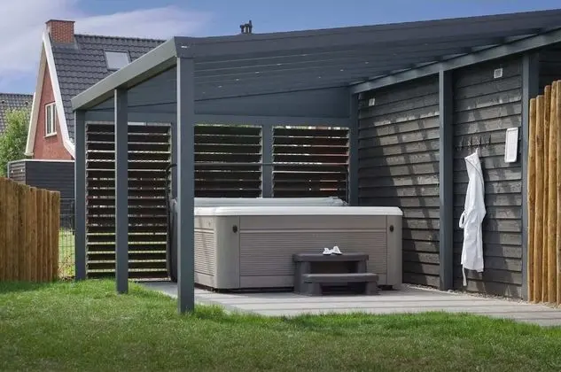Luxury 8-person Wellness Villa With Sauna and Outdoor hot tub is Unique