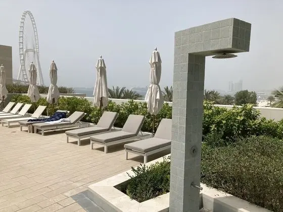 Luxury at The Address Jumeirah Beach Residence - Havuz