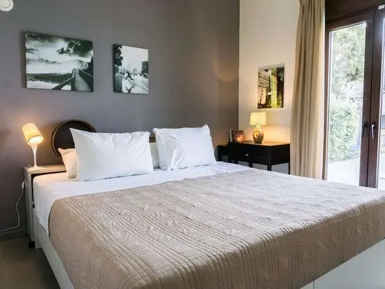 Luxury Villa in Agia Triada With Swimming Pool - Oda