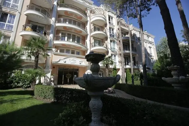 Luxury Apartment in Anastasia Palace