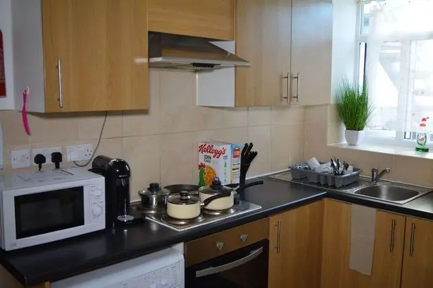 Luxury Apartment - Central Cardiff - Mutfak