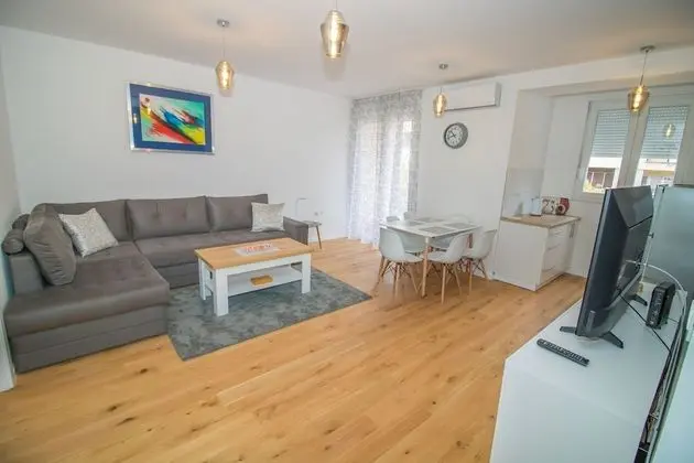 Luxury Apartment in City Center II - Oda Düzeni