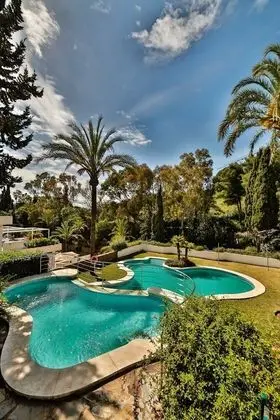 Luxury Apartment On The Golden Mile - Havuz