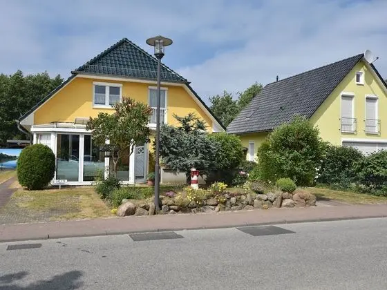 Luxury Apartment in Kühlungsborn With Terrace and Garden