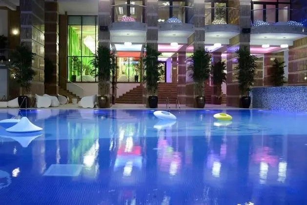 Luxury Apartment Militari Residence M3 - Spa
