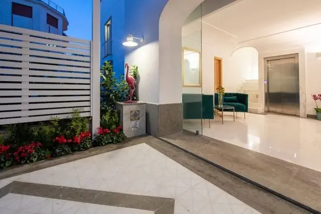 Luxury Apartment with Penthouse and Pool - Dış Mekan