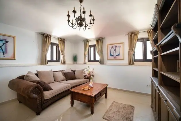Luxury Apartment Perko - Oda Düzeni
