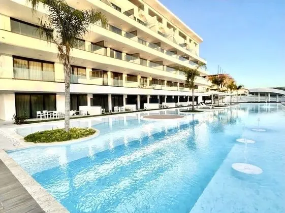 Luxury Apartment With Pool And Golf View - Havuz